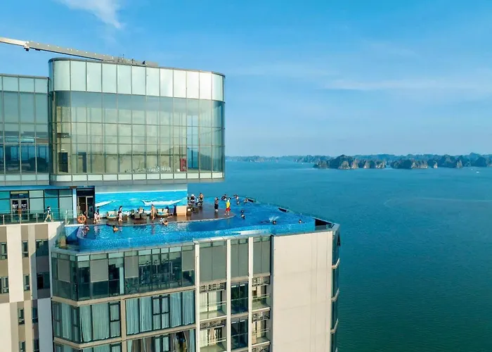 A La Carte Bay - Sea View * Ha Long