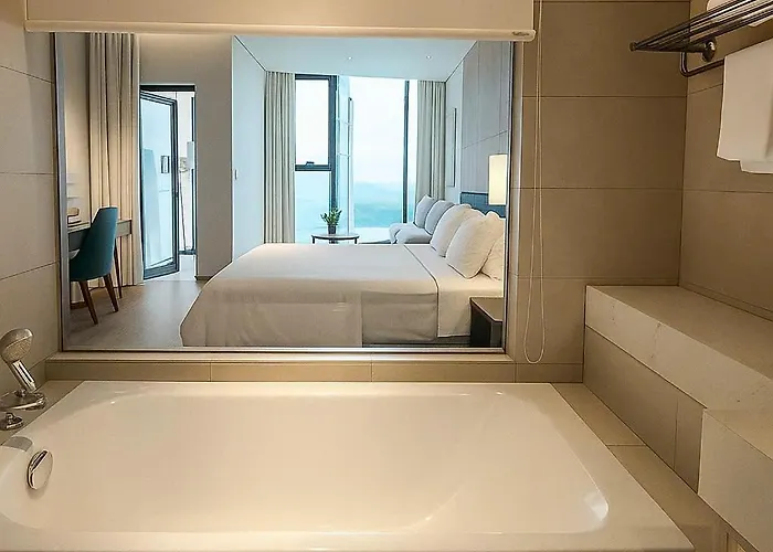 A La Carte Bay - Sea View
